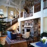 waterfront-clubhouse-timber-frame-fireplace
